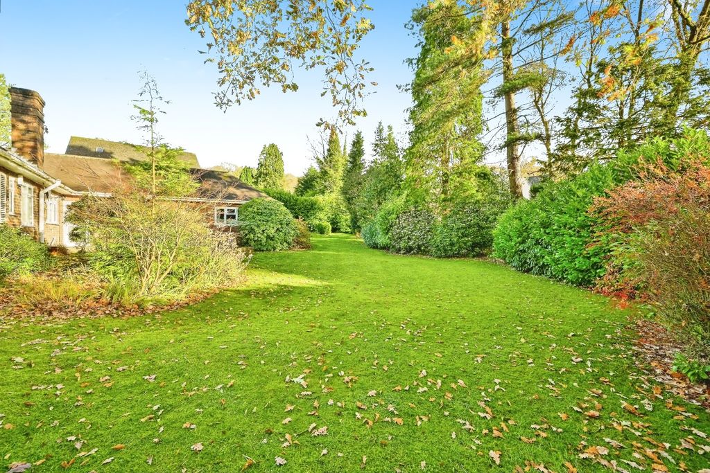 Property photo 3 of 23 Garden