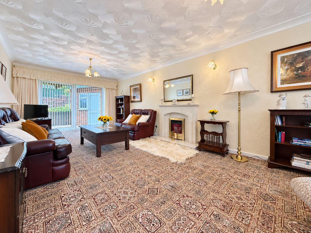 Property photo 2 of 28 5F1Ea4B3-0F0A-4B77-8C85-64730989C095