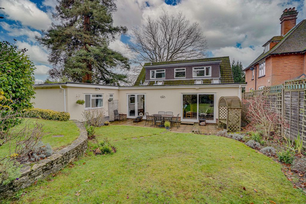 Property photo 3 of 21