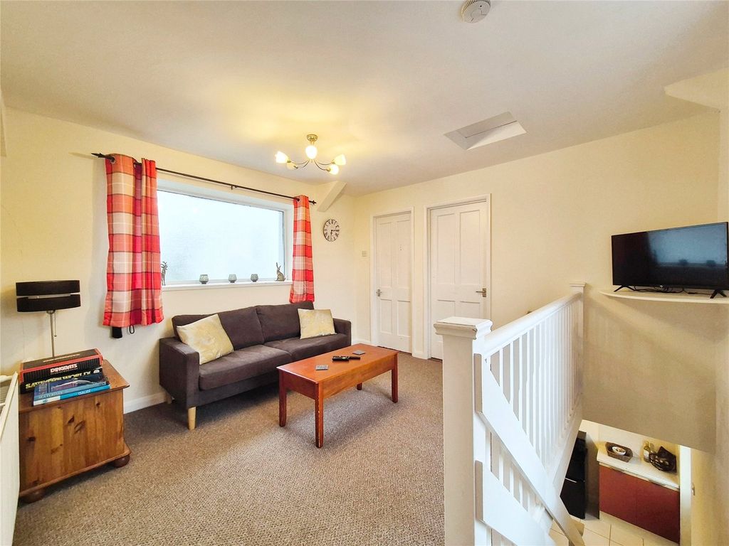 Property photo 3 of 14 Picture No. 16