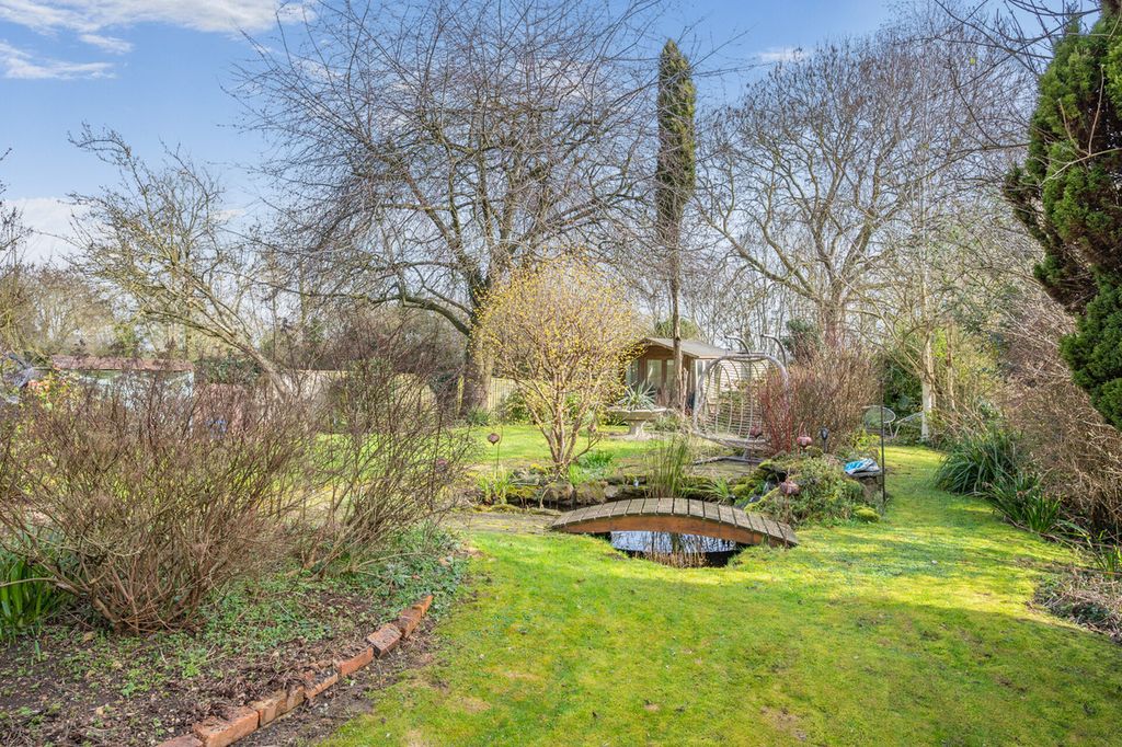 Property photo 3 of 25