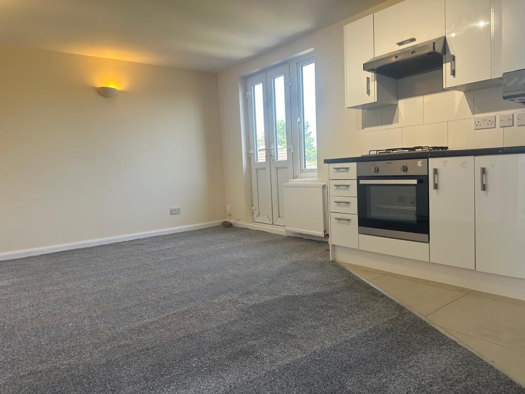 Property photo 2 of 5 Kitchen