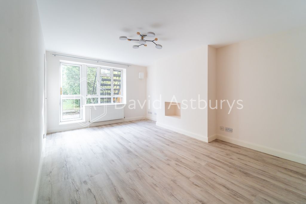 Property photo 1 of 12 Ndb08848