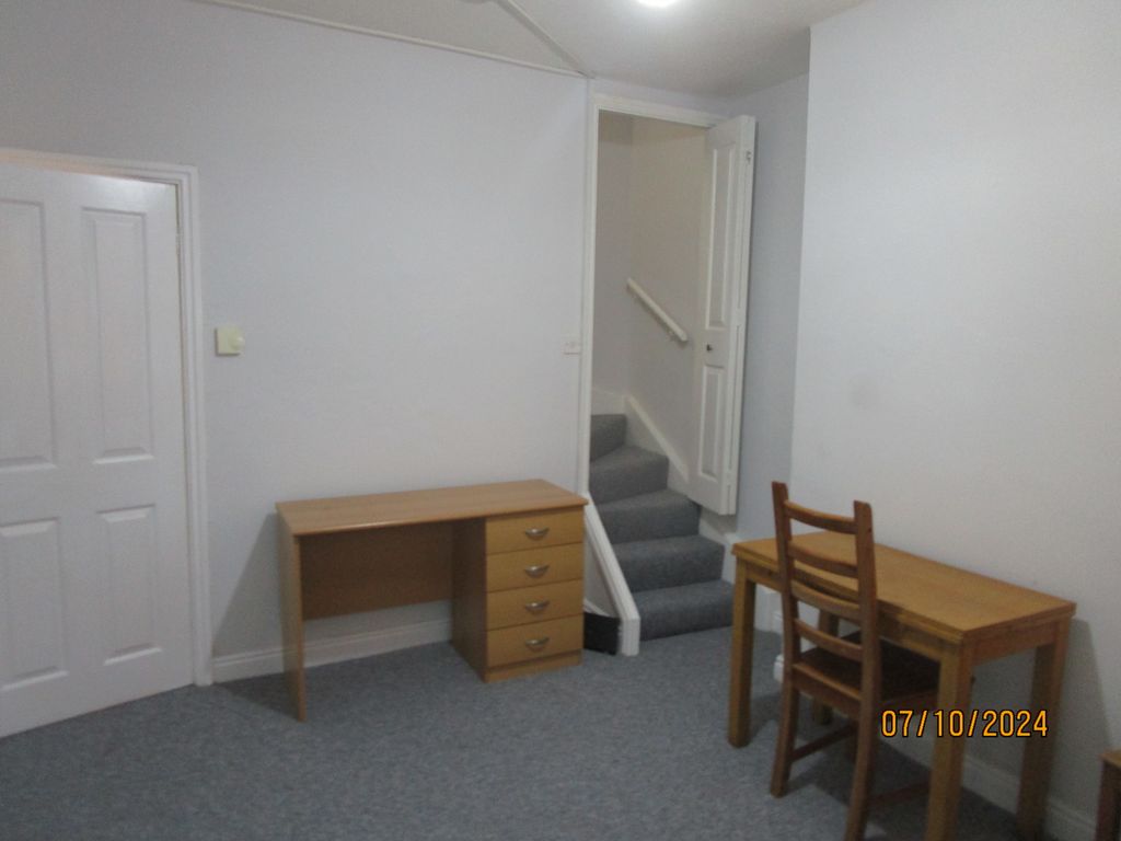 Property photo 3 of 9 Rear Lounge