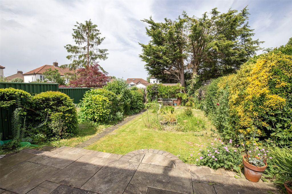 Property photo 2 of 18 Picture No. 07