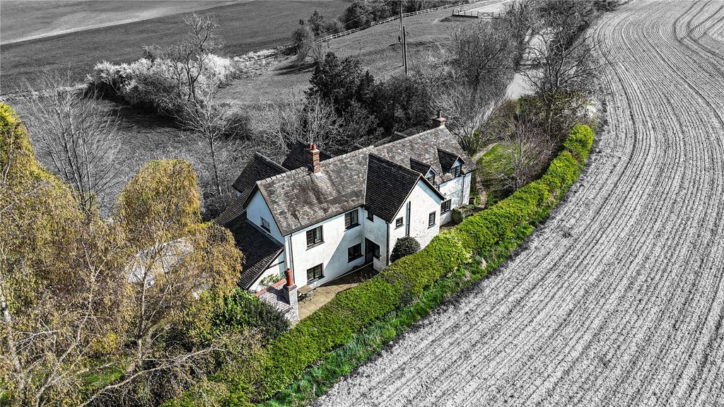 Property photo 1 of 52 Picture No. 07