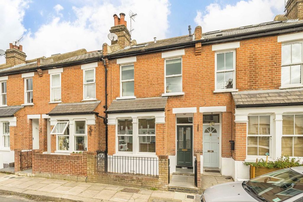 Property photo 1 of 8