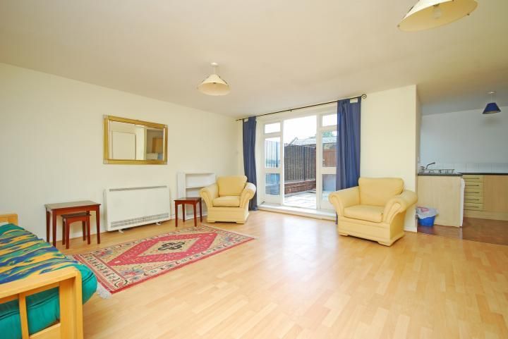 Property photo 1 of 5 Living Room.Jpg