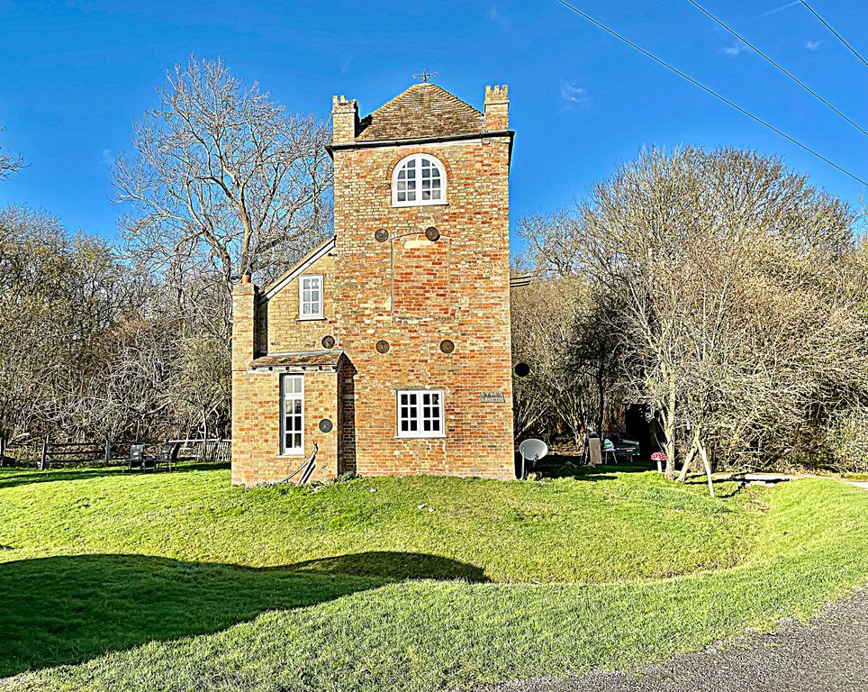 Property photo 1 of 20