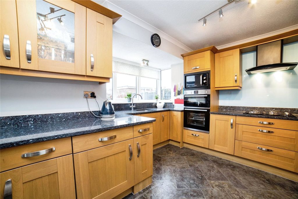 Property photo 2 of 18 Picture No. 03
