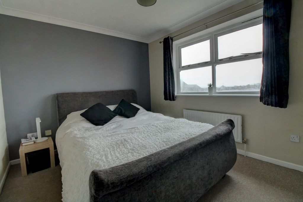 Property photo 2 of 17 Photo #2