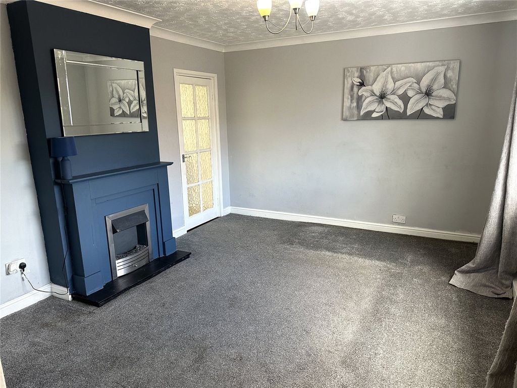 Property photo 2 of 18 Picture No. 21