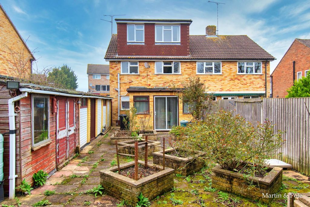 Property photo 3 of 13