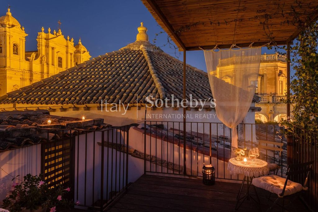 Property photo 2 of 34