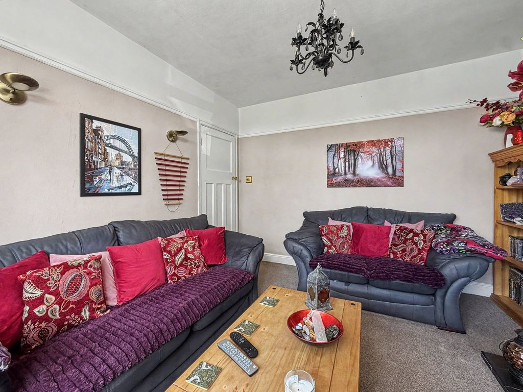 Property photo 3 of 29