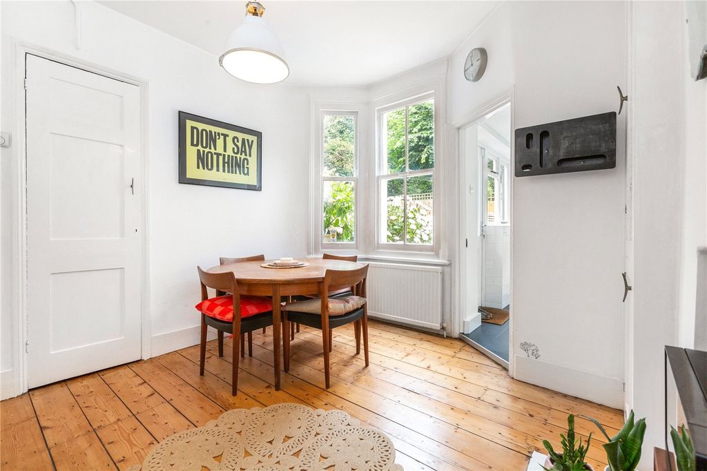 Property photo 3 of 11 Picture No. 07