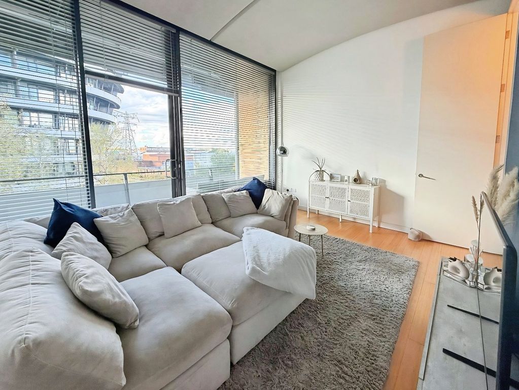 Property photo 1 of 22 Picture No. 01