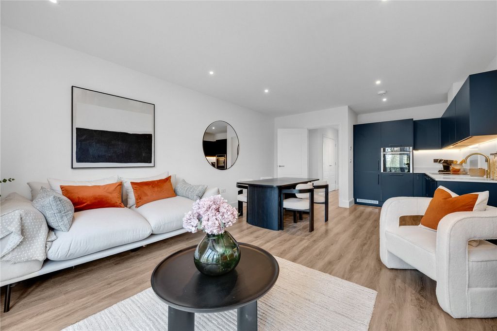 Property photo 3 of 9 Picture No. 17