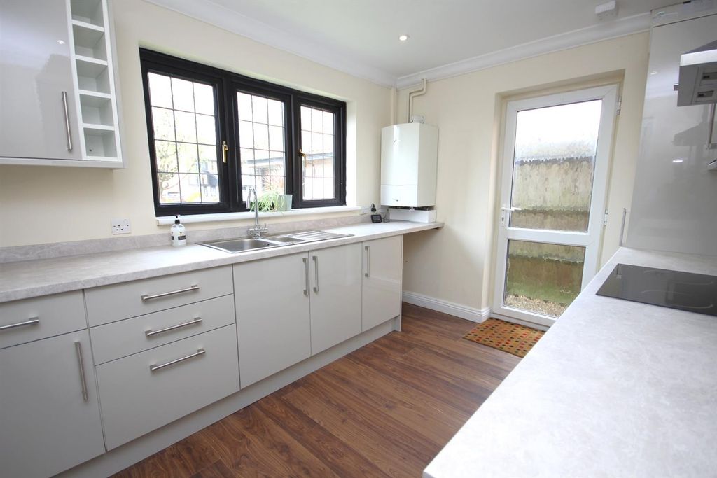 Property photo 3 of 17 Img_1366.Jpg