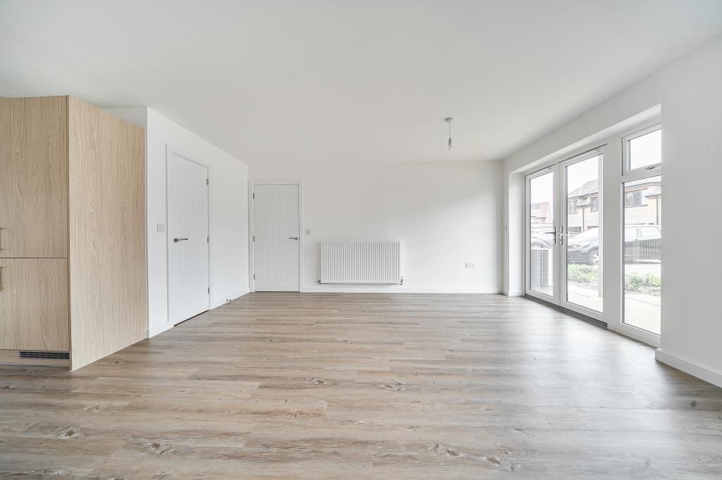 Property photo 2 of 20 Reception/Kitchen
