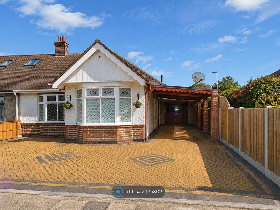 Property photo 1 of 12 External