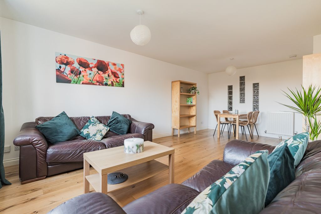 Property photo 3 of 19 Property Image 3