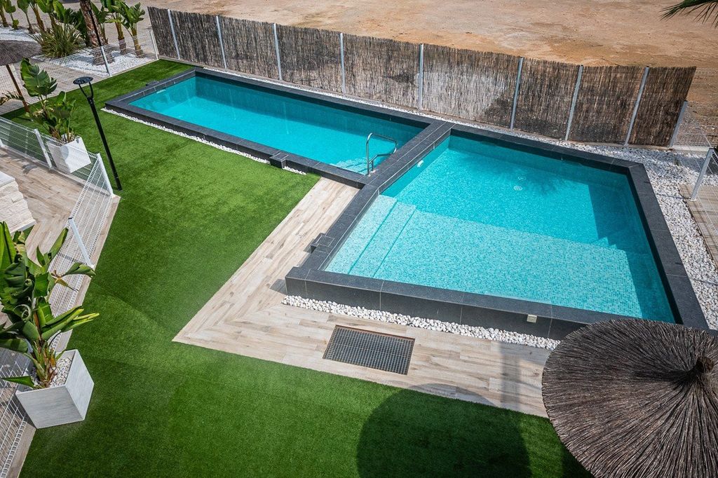 Property photo 3 of 22