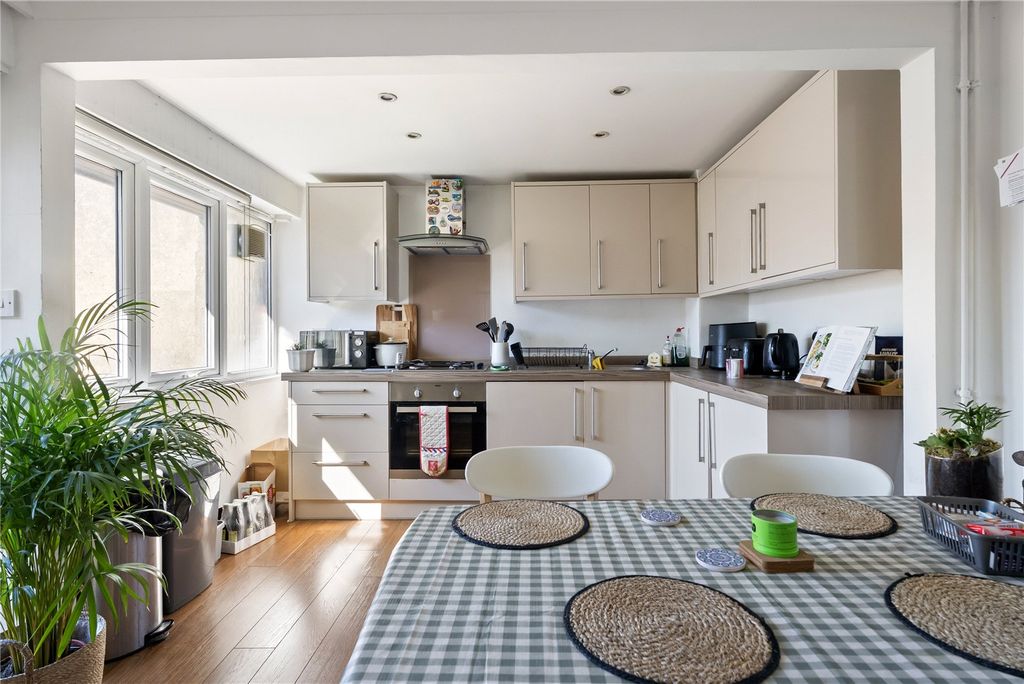 Property photo 2 of 11 Picture No. 09