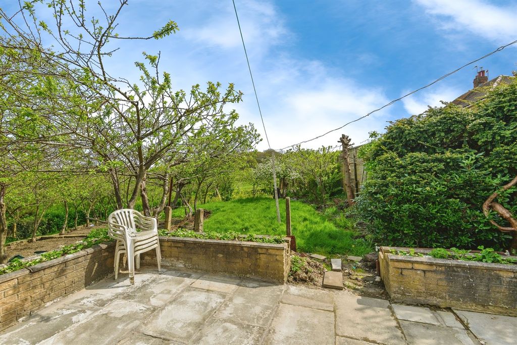 Property photo 3 of 14