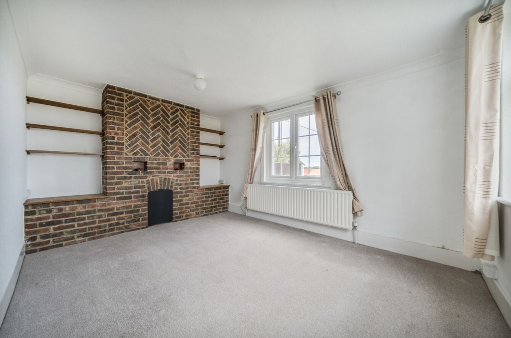 Property photo 2 of 26 1348032-14-68B72E...