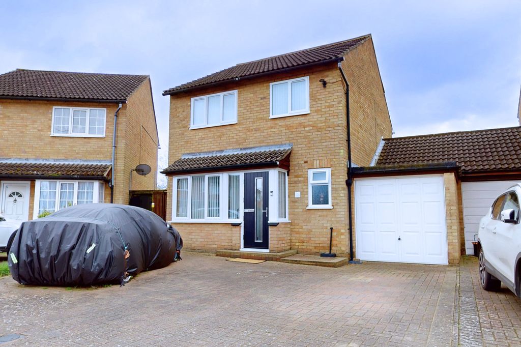 Property photo 1 of 16