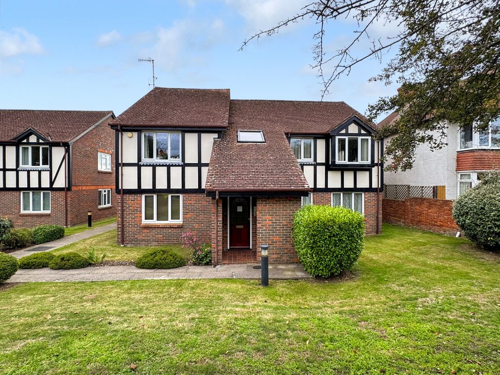 Property photo 1 of 8 4704281