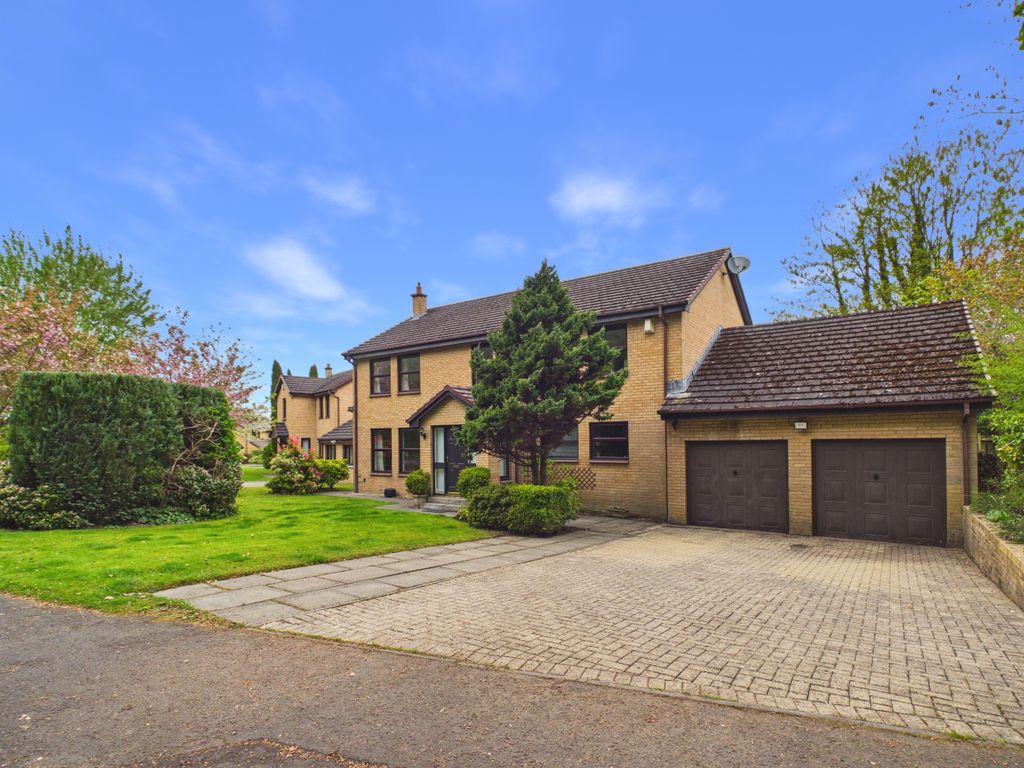Property photo 2 of 54