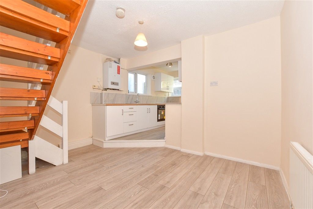 Property photo 3 of 13 Dining Area