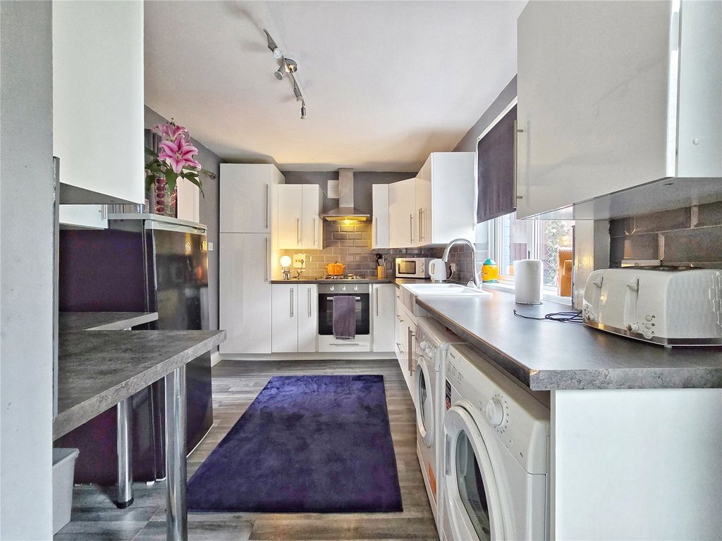 Property photo 3 of 14 Kitchen Diner