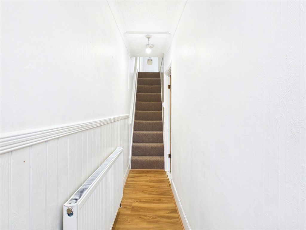 Property photo 2 of 11 Picture No. 20