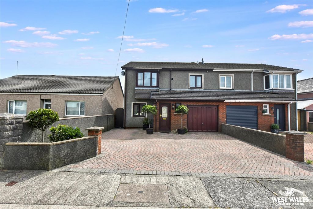 Property photo 1 of 25 24.Jpg