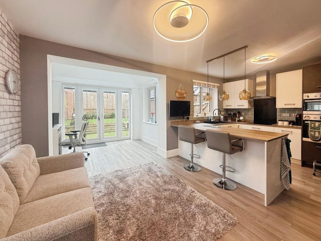 Property photo 2 of 15 9A798Cb8-Img_6624.Jpeg