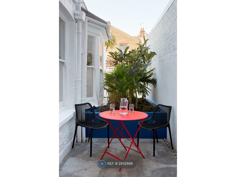 Property photo 3 of 12 Room Opens Straight Onto Its Own Private Garden.