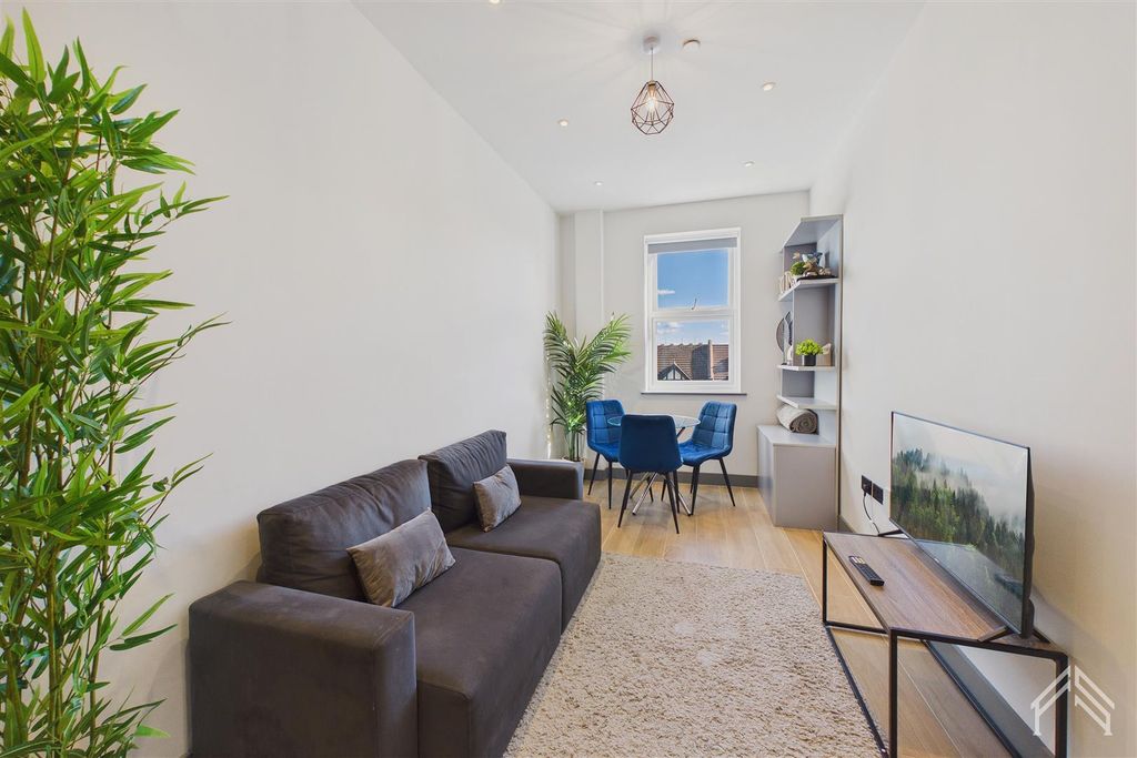 Property photo 1 of 9 1.Jpg
