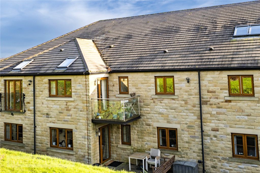 Property photo 1 of 18 Picture No. 24