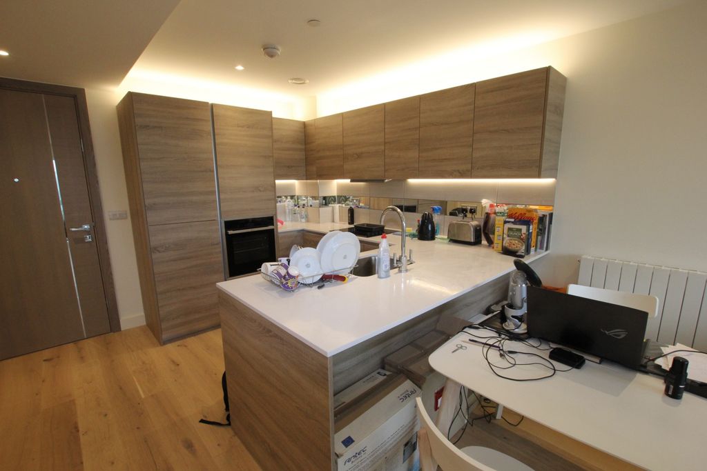 Property photo 3 of 9 Photo 5