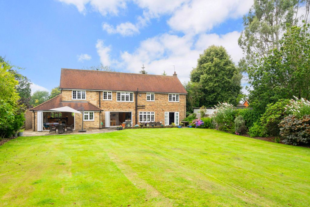 Property photo 2 of 16
