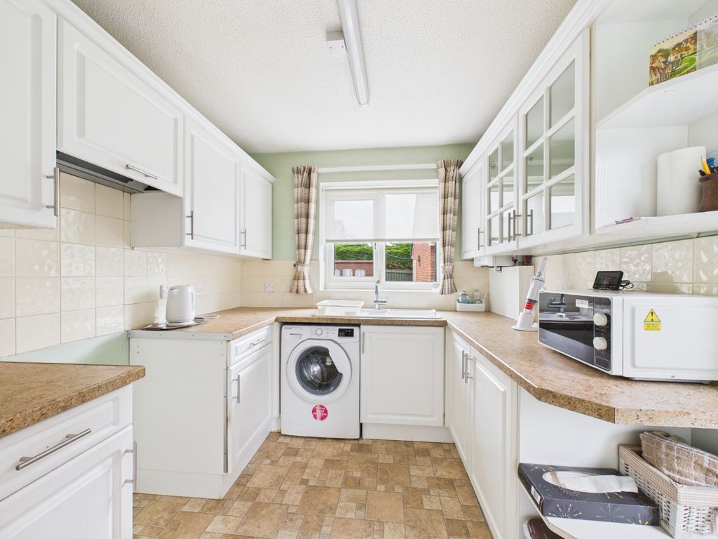 Property photo 2 of 14 4258736