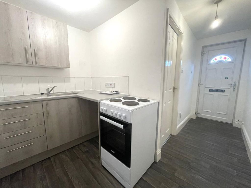 Property photo 3 of 5 Gallery