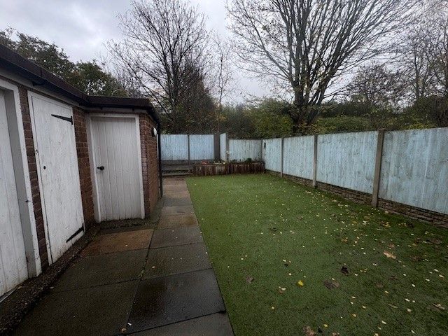 Property photo 2 of 9 Garden