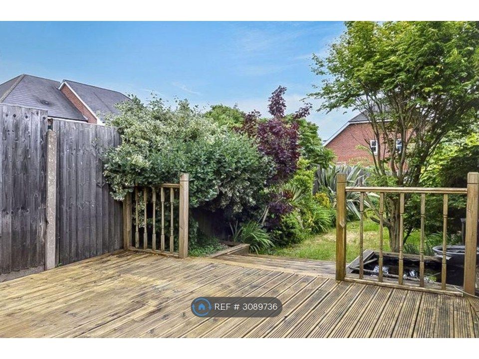 Property photo 3 of 33