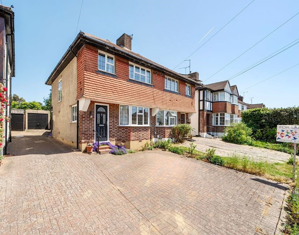 Property photo 1 of 20