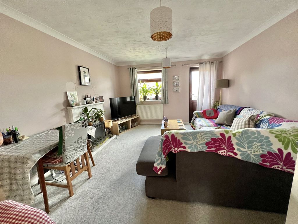 Property photo 3 of 10 Picture No. 13