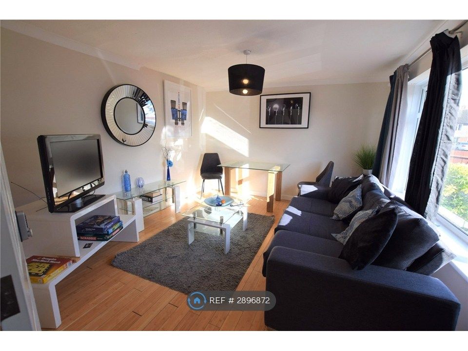 Property photo 3 of 6